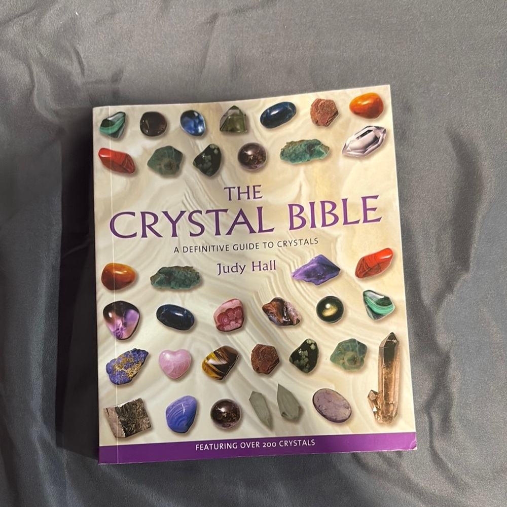 The Crystal Bible by Judy Hall